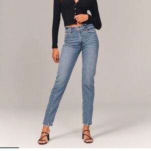 Abercrombie & Fitch high-rise mom Jeans size 26 - blue